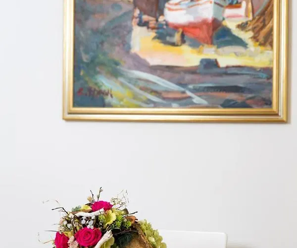 Mediterranean House Markoc New Renovated! 別荘