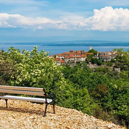 House Markoc Cres Island Croatia בית נופש