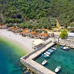 House Markoc Cres Island Croatia Beli