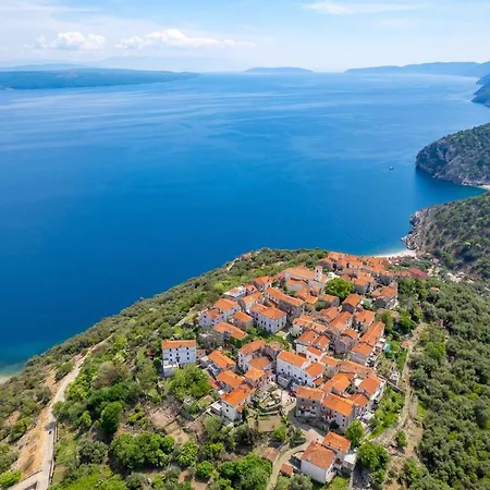 House Markoc Cres Island Croatia
